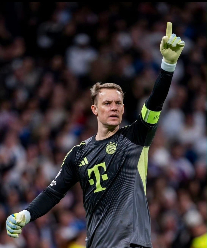 皇马三线溃败恐再迎四大皆空，西甲欧冠双线崩盘|巴塞罗那|国王杯|曼城|拜仁|马洛卡_新浪体育_新浪新闻